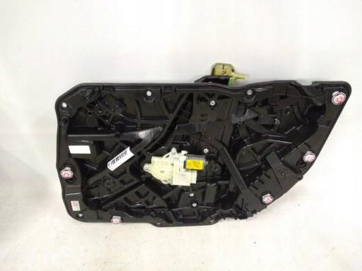 4573 - Стеклоподъемник задний правый 7479058 BMW 7 G12