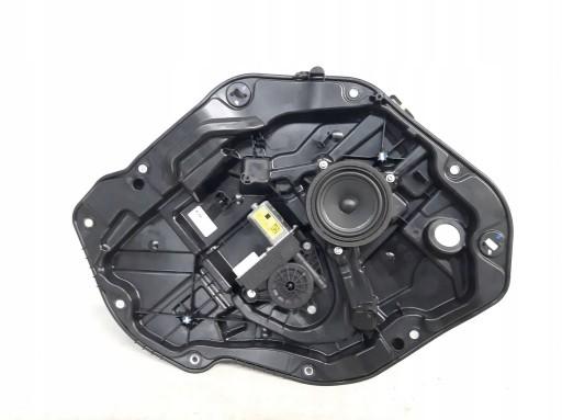 7642 - Стеклоподъемник задний правый 9881648 BMW 1 F40