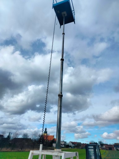 Підйомник гідравлічний пересувний корзиновий підйомник 7,30м