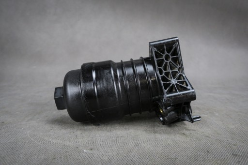 Основание масляного фильтра Audi S4 S5 8W SQ5 06m115401d