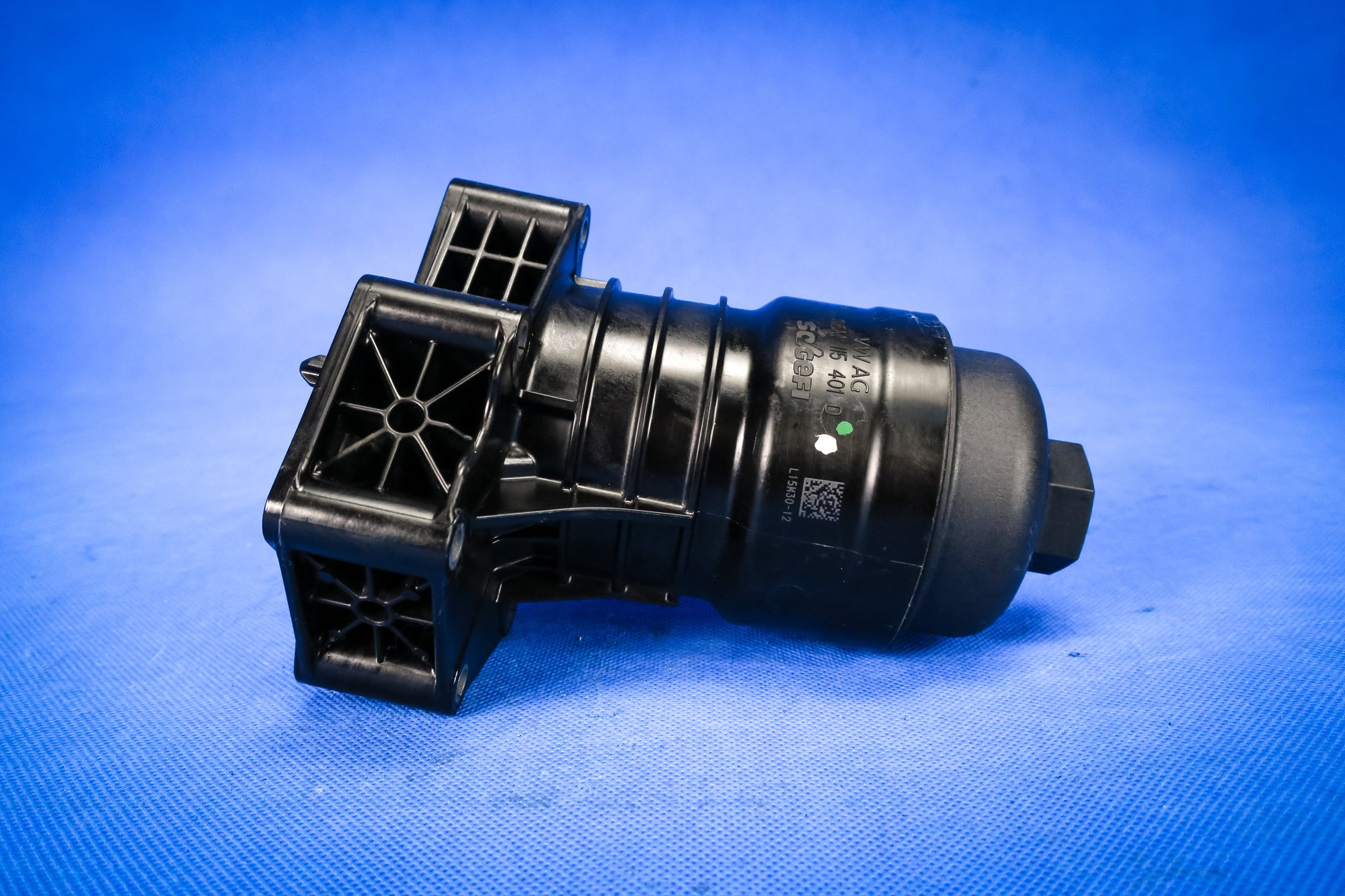 Основание масляного фильтра Audi S4 S5 8W SQ5 06m115401d