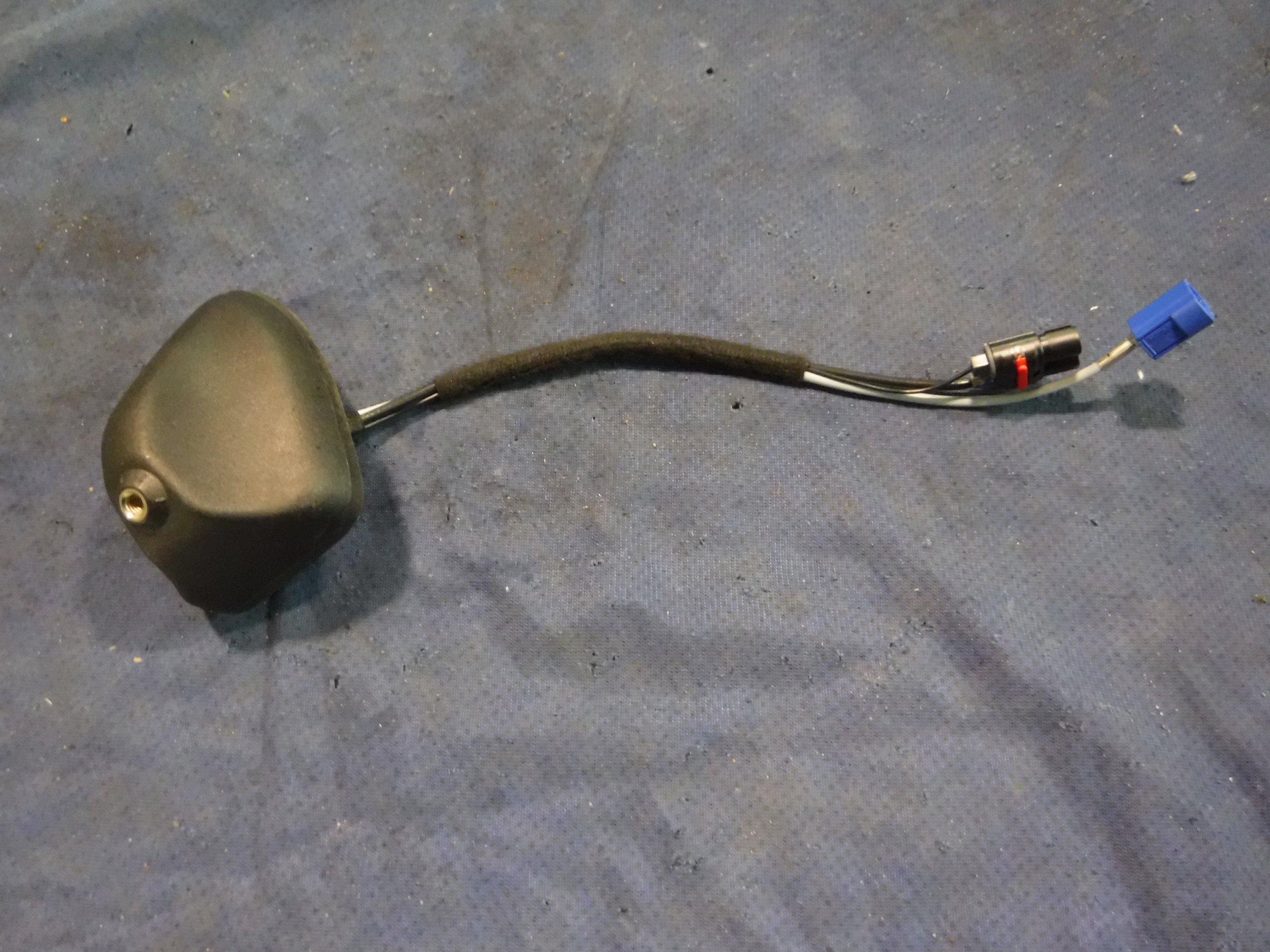 Подставка для антенны навигация FORD JM5T-DA