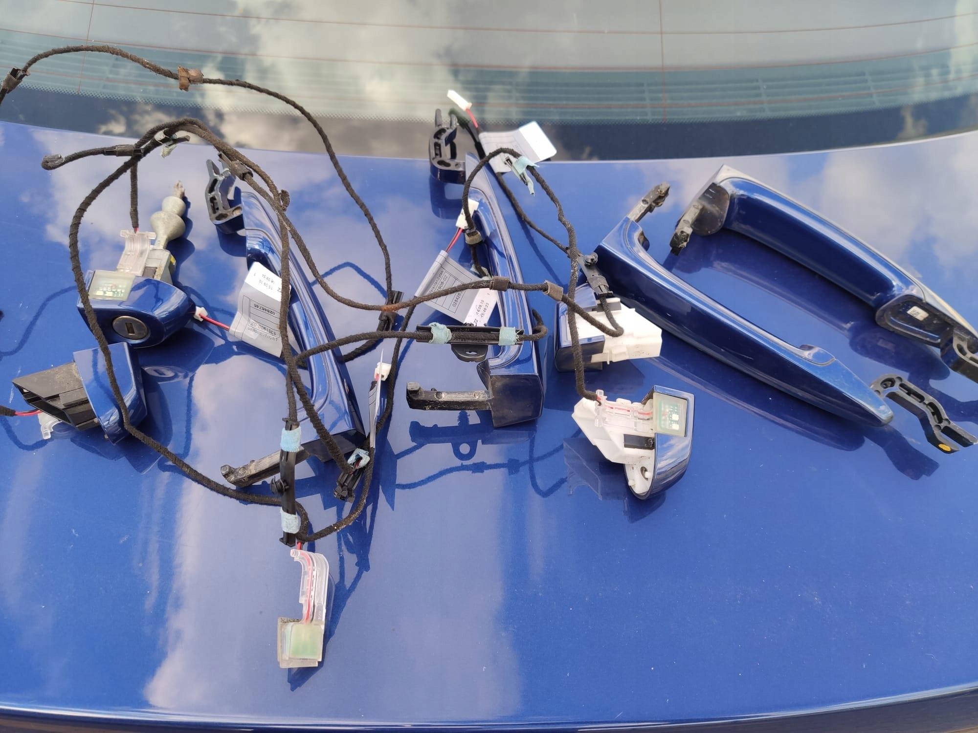 Дверные ручки с подсветкой BMW E90 LCI UK