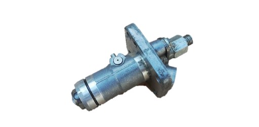 889329591 - Топливный насос ISUZU 4LE2