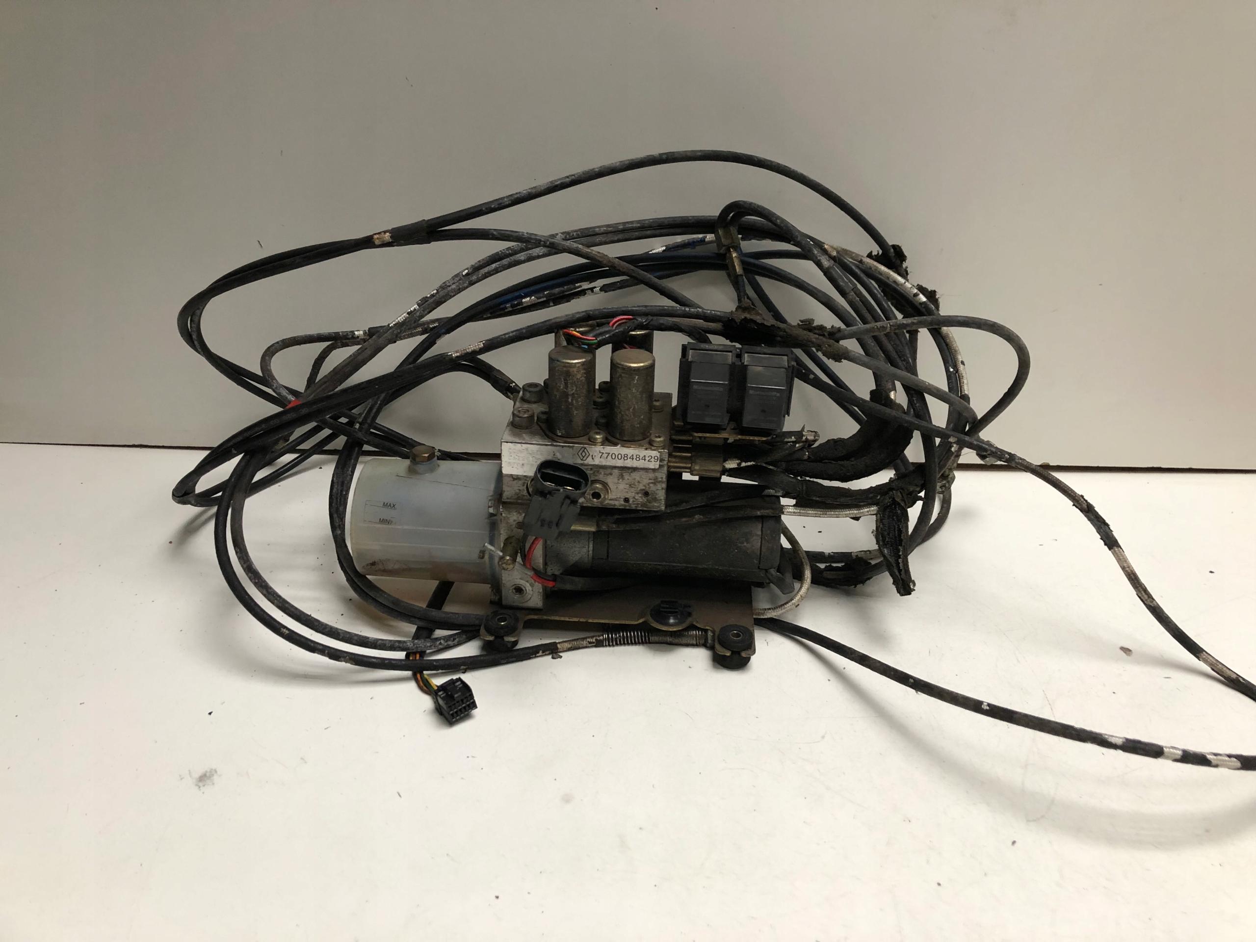 7700848429 - Насос даху Megane і кабріолет 96-03