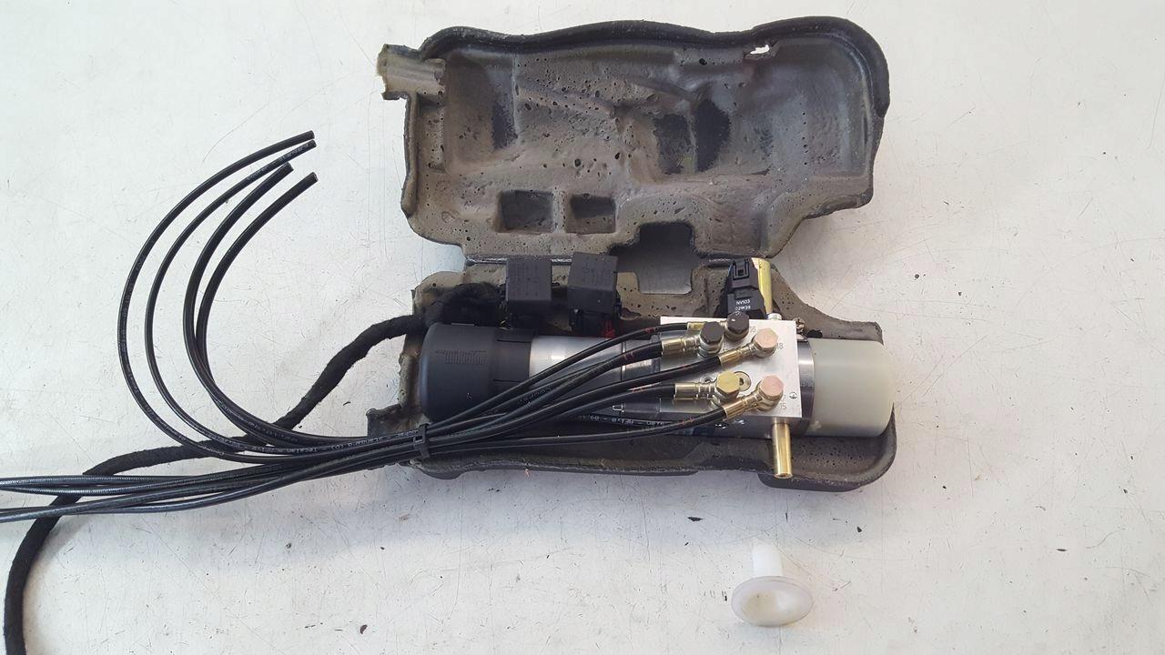 9639025080 - Насос даху Peugeot 206 CC 1,6