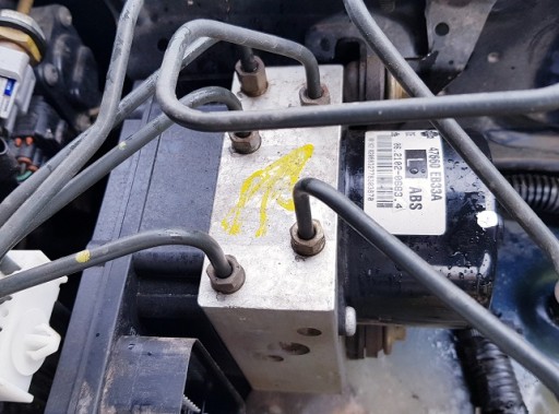 7865578 - Главный тормозной цилиндр ABS оригинал 2.5 DCI NAVARA D40 47660 EB33A