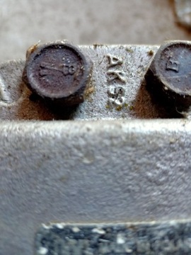 Гідравлічний шестеренний насос.