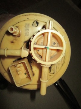 Паливний насос Volvo 30761745