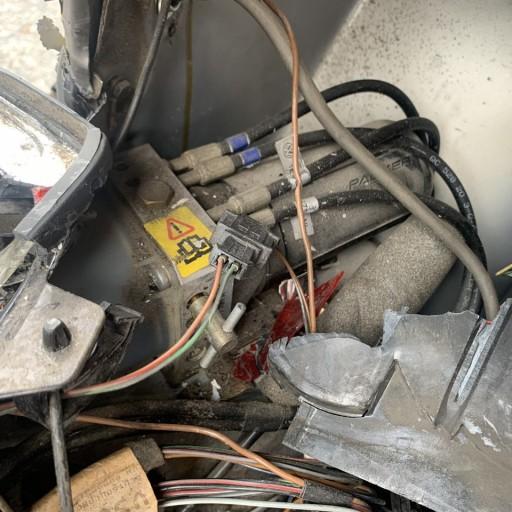 1E0871791A - Насос подъема крыши VW Golf III CABRIO 96R