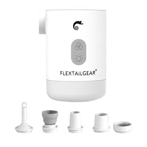 Воздушный насос с аккумулятором емкостью 3600 мАч для зарядки.