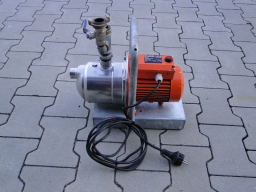 Самовсасывающий гидрофорный водяной насос CALPEDA NGXM2 Италия