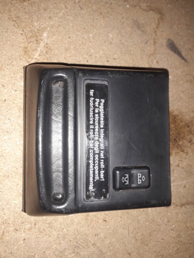 Попільничка задній тунель Mercedes W124 C124 кабріолет