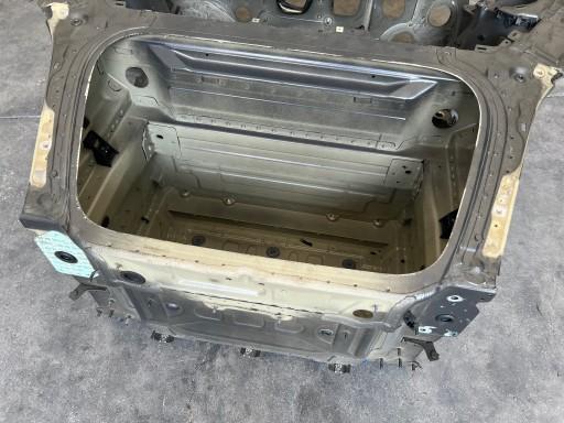 Чверть передньої стінки ванни Porsche 991 GT3 LIFT