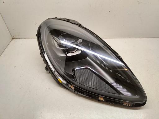 Porsche Macan правий full LED 95B941010