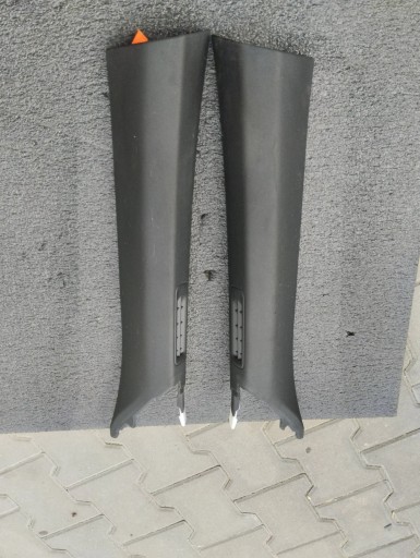 9J1867233D - Porsche Taycan Post Covers та ліворуч