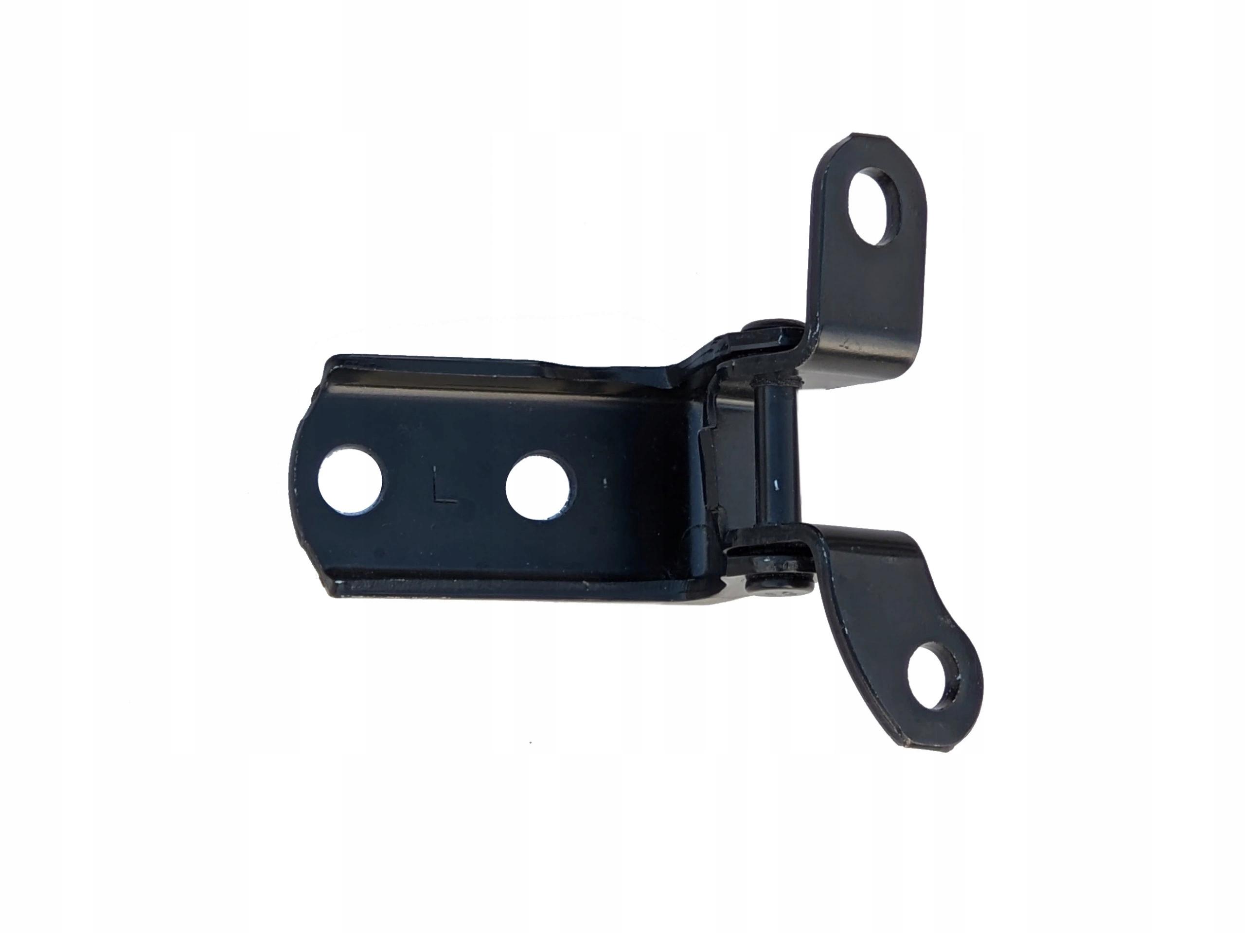 68780-52031 - Prius II XW20 W2 петля двері ліва задня 04-09