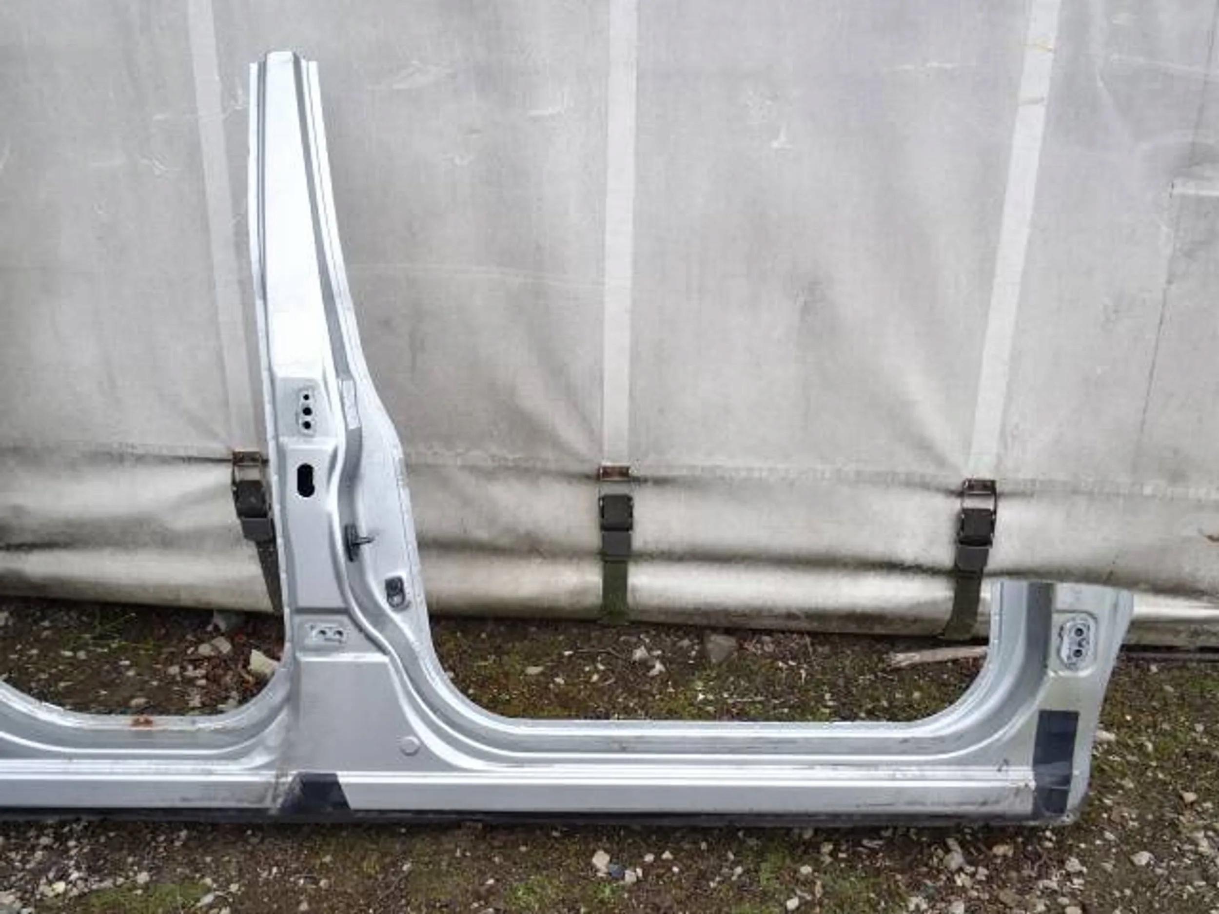 LPK9361 - Порог правый Nissan Qashqai J10 KYOG