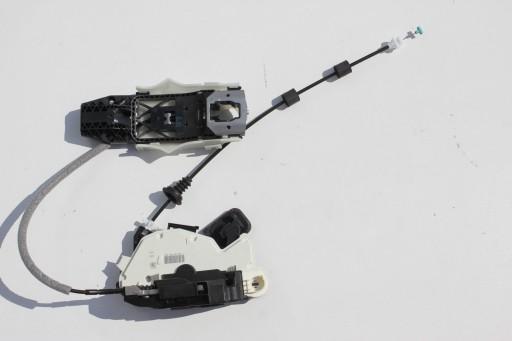 Направляющая ручки с замком двери Skoda 5l0837885b