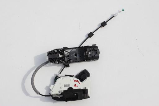 5E0839015 - Направляющая ручки с замком двери Skoda 5l0837885c