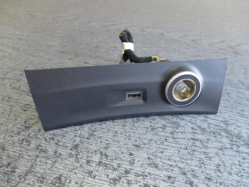 Перемикач гніздо USB Alfa Stelvio 156115933