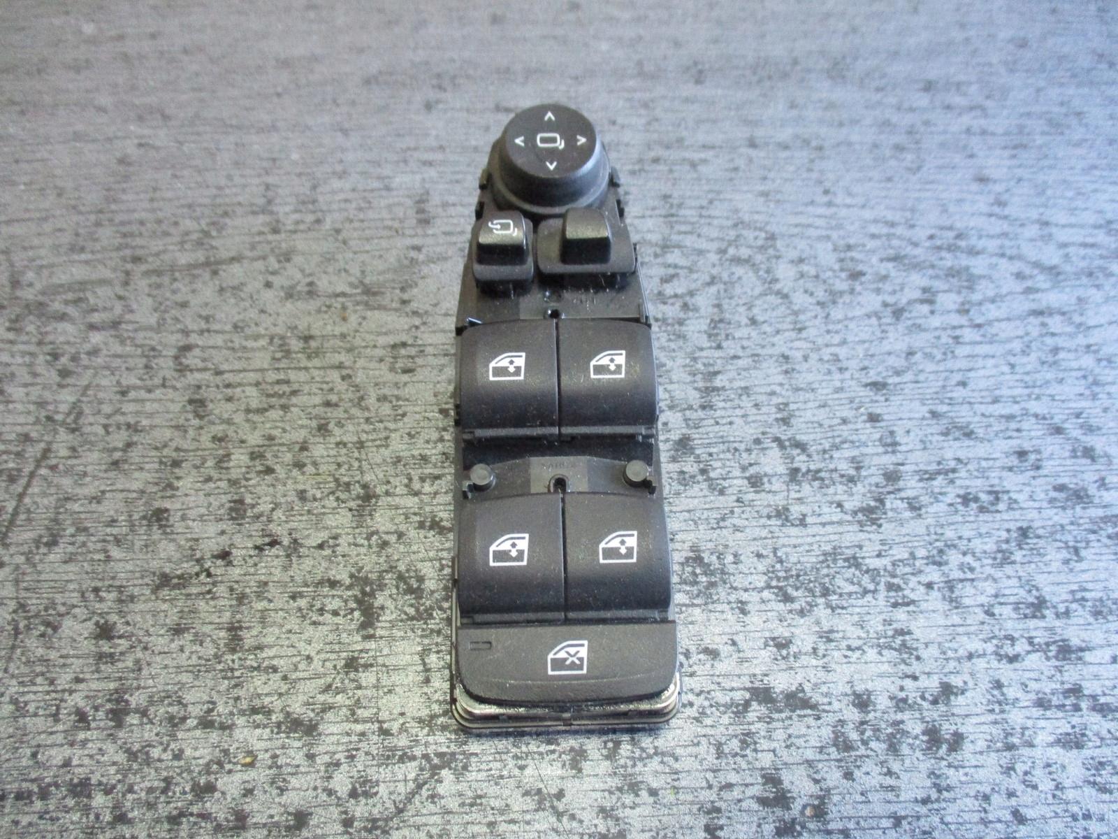 Перемикач склопідіймача BMW G01 G20 G30 6832729