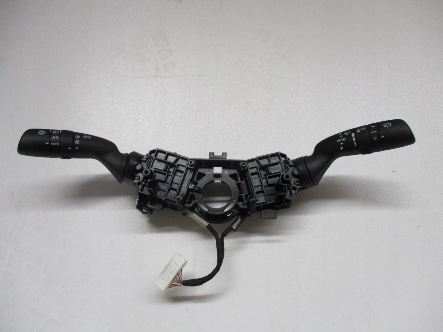 Перемикачі під рульове колесо TOYOTA RAV 4 20R