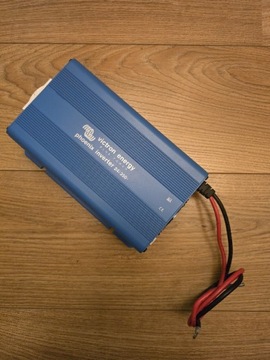 Синусоидальный инверторный преобразователь Victron Energy Phoenix 24/350 Schuko