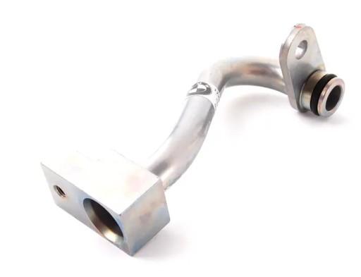 17227558467 - Патрубок масляного радіатора BMW 5 E60 40i 50iOE