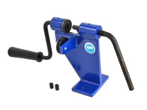 Устройство для заклепки цепи