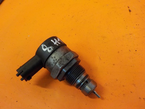 Qashqai 2.0 dCi 09R паливний клапан 0281002800