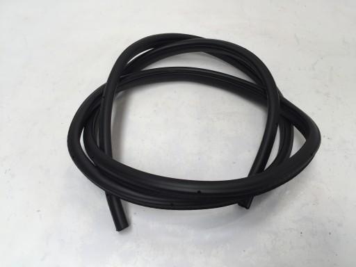 1692256 - Qashqai III J12 2022 ущільнення дверей лівий задній