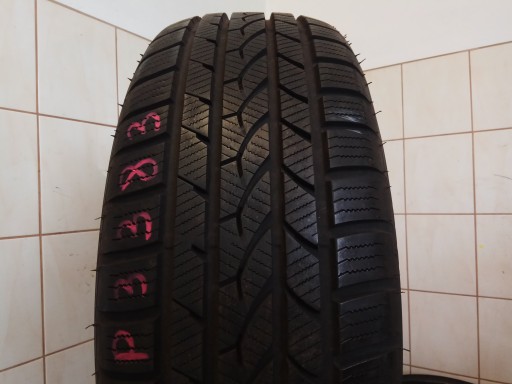 R18 265/60 110V Falken Eurowinter HS439 9.0mm