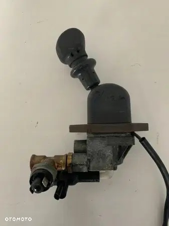 РЫЧАГ РУЧНОГО ТОРМОЗА IVECO EUROCARGO 02-08