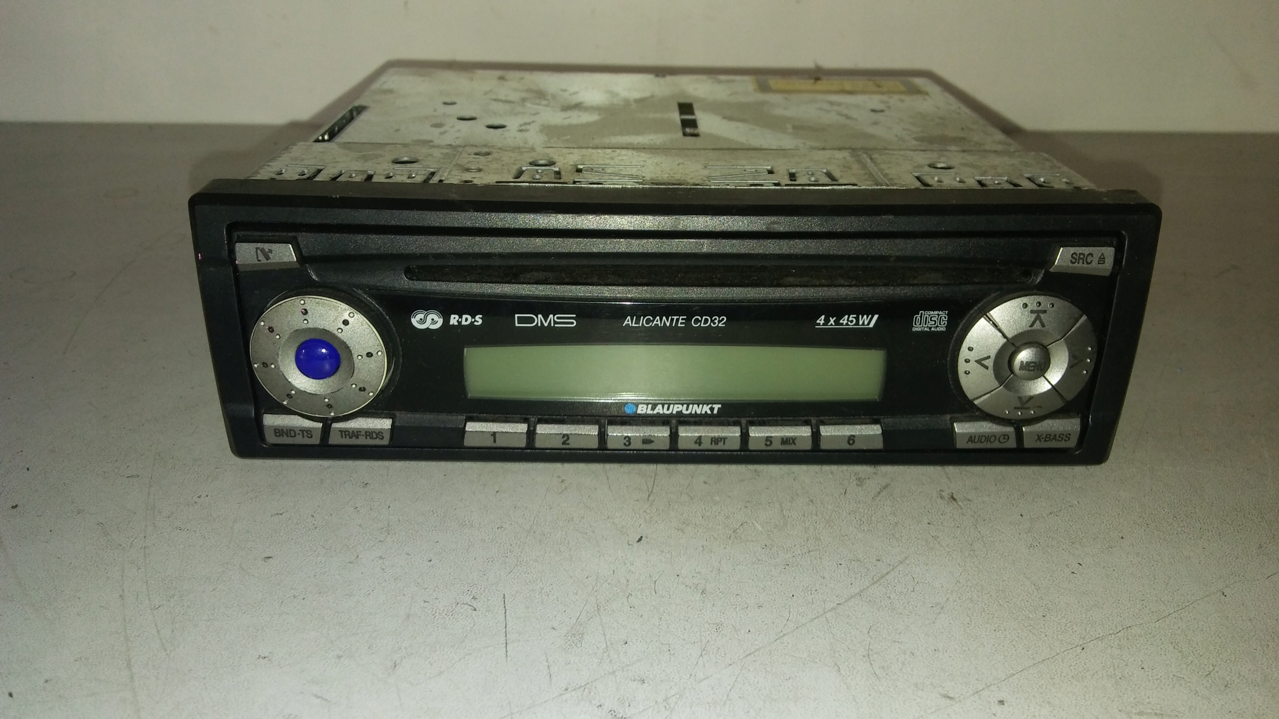 4E0910541 - РАДИО BLAUPUNKT-ALICANTE CD32 - 7642174310