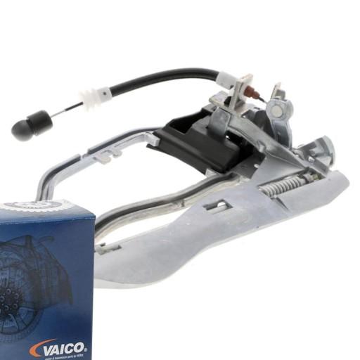 V20-1806 - Рама ручки двери наружная передняя L для BMW X5 E53