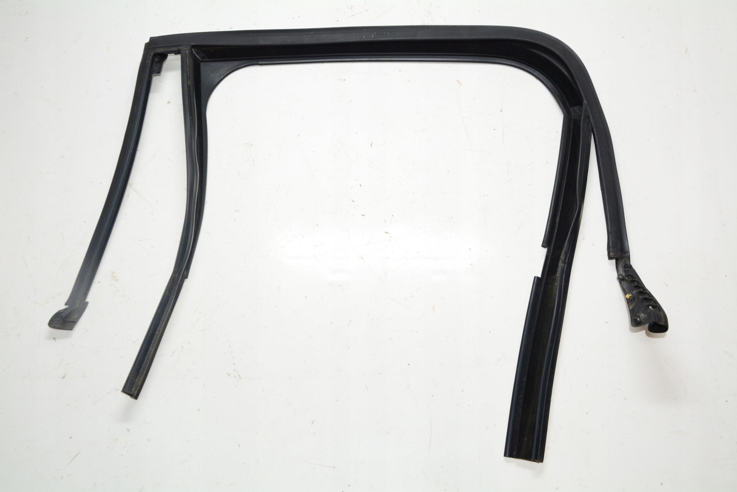 7390165 - Рамка ущільнення двері лівий задній MINI COUNTRYMAN F60