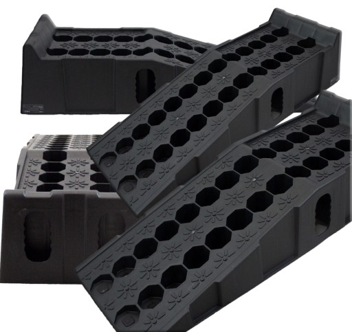 РАМПИ ПІД'ЇЗДИ АВТОМОБІЛЬНІ ПЛАТФОРМИ ДО 7Т 7000КГ 2 ШТ.