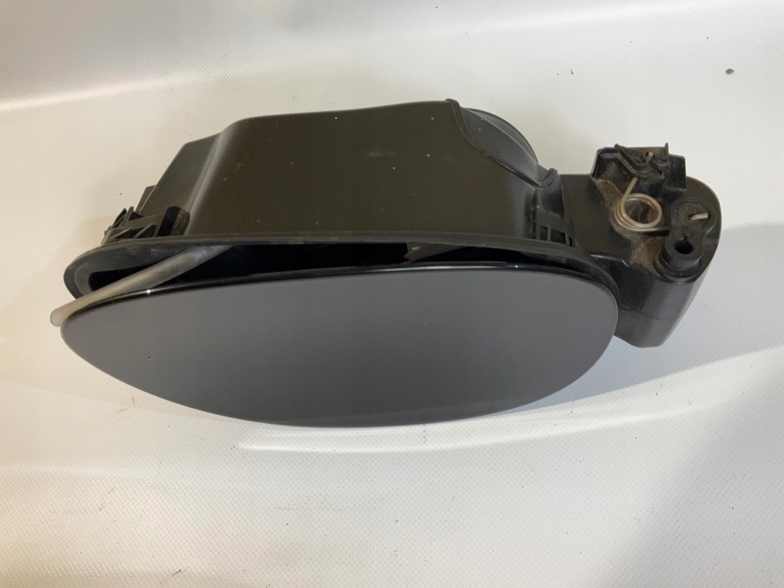 K8D2-27936-AB - Range Rover EVOQUE l551 кришка корпусу паливного бака