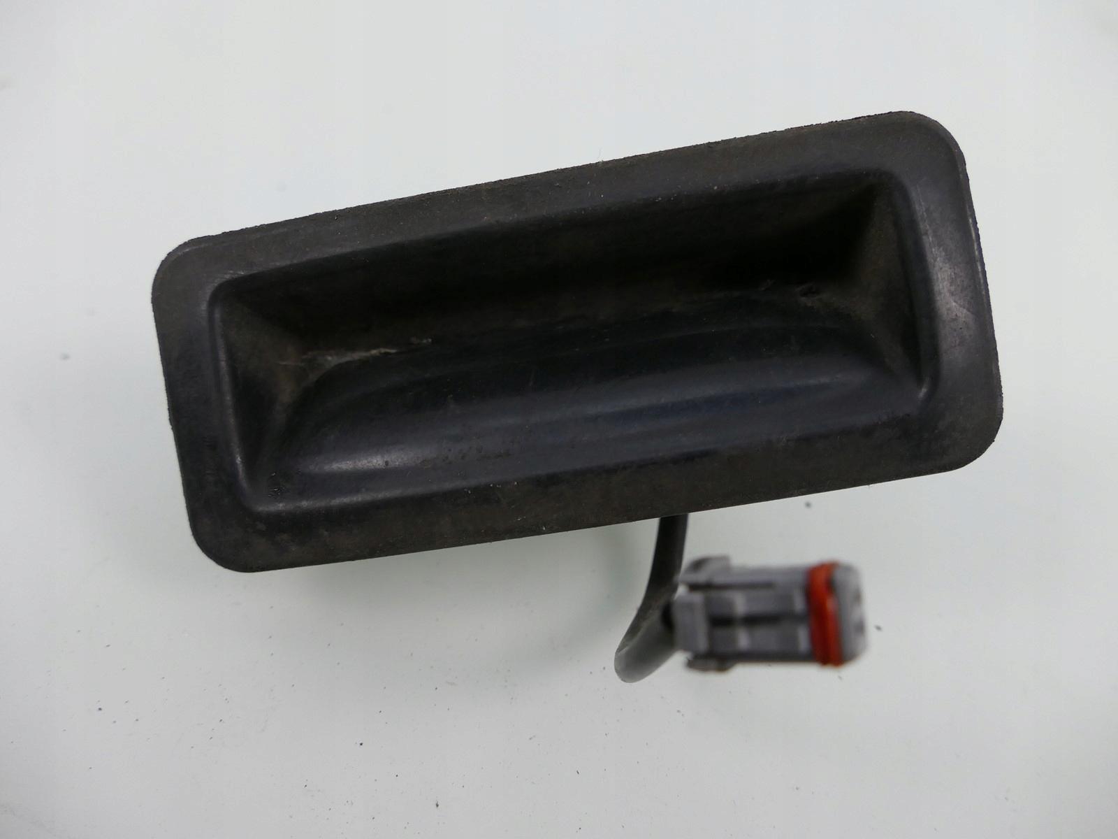 YUZ500020 - Range ROVER SPORT L320 ручка закрылка микро контакт 09r