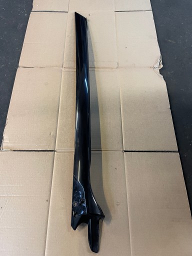 Range Rover SPORT L494 панель правого скла DK62-025A52-AF