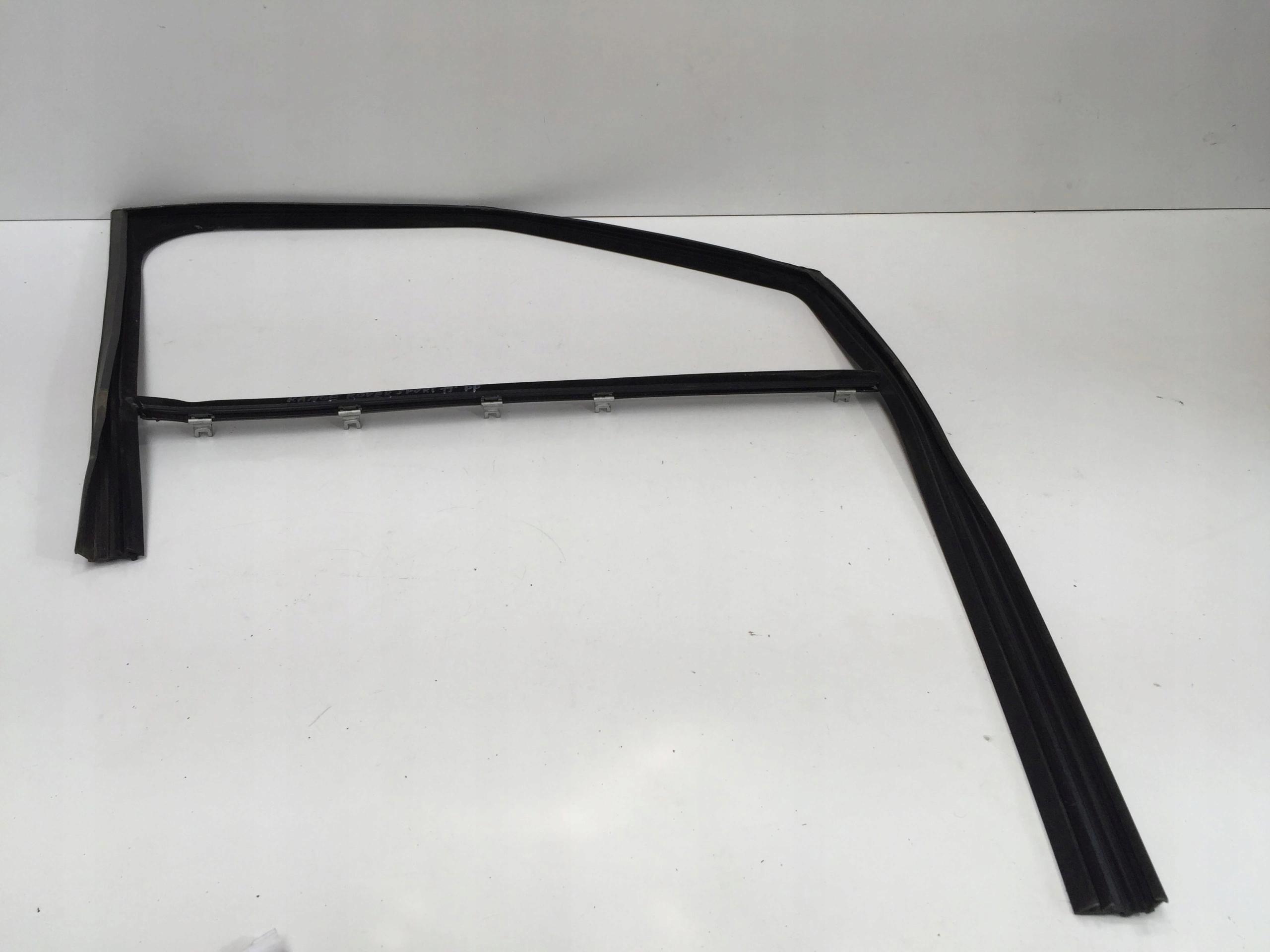 42324234 - Range Rover SPORT L494 ущільнювач передньої правої двері