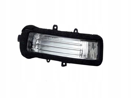 - - Ручка двери левая передняя LED C10 BMW X1 F48 15-