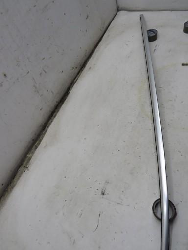 РЕЙЛІНГ НА ДАХУ ПРАВИЙ KADJAR