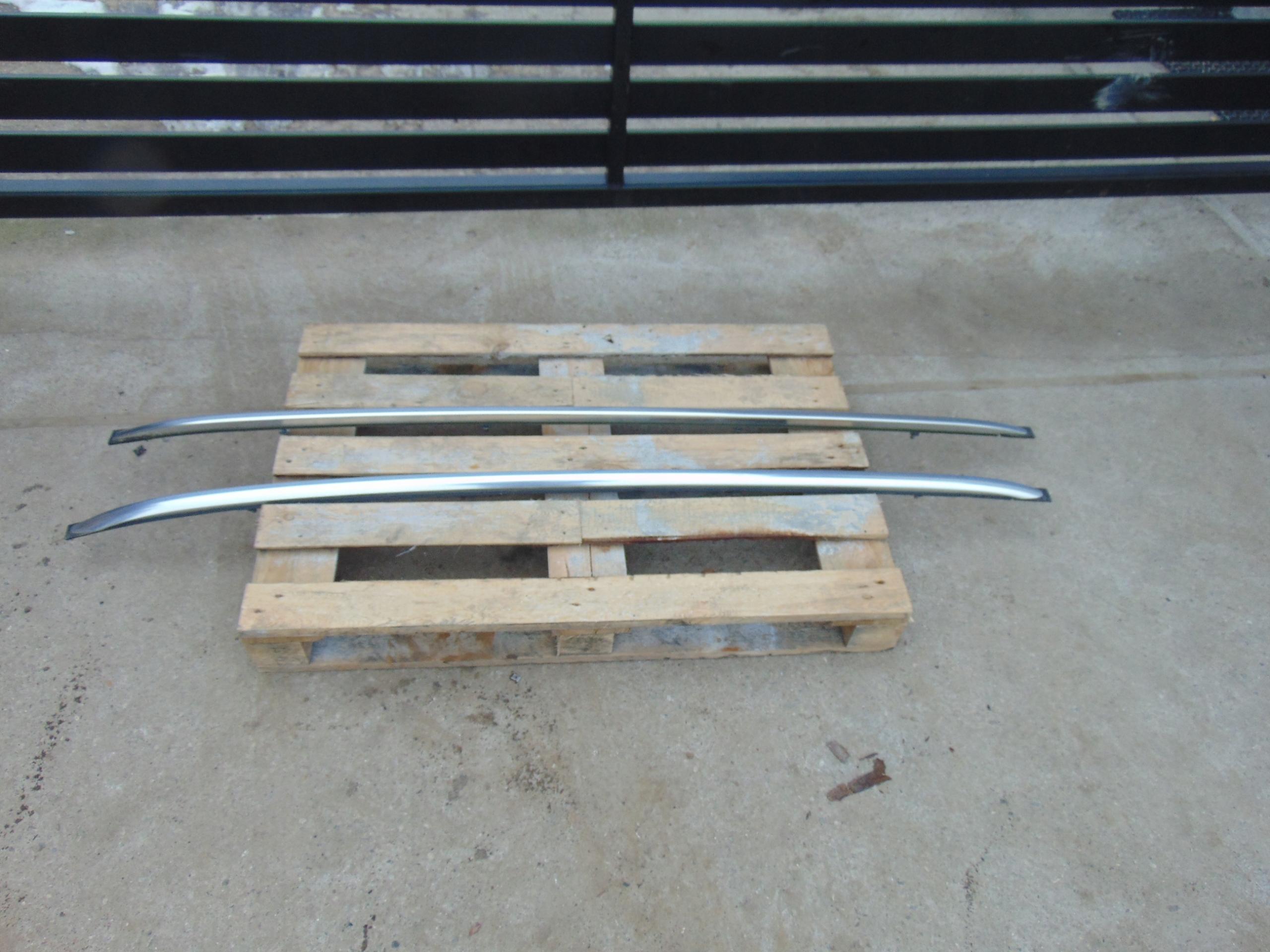 РЕЙЛИНГИ НА КРЫШЕ FORD FOCUS MK3 УНИВЕРСАЛ