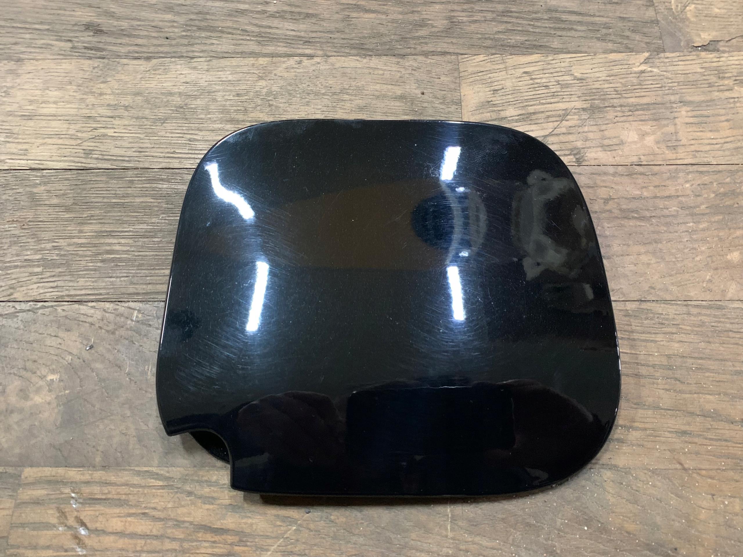 788309479R - RENAULT CAPTUR LIFT КРЫШКА ТОПЛИВНОГО БАКА TEGNE