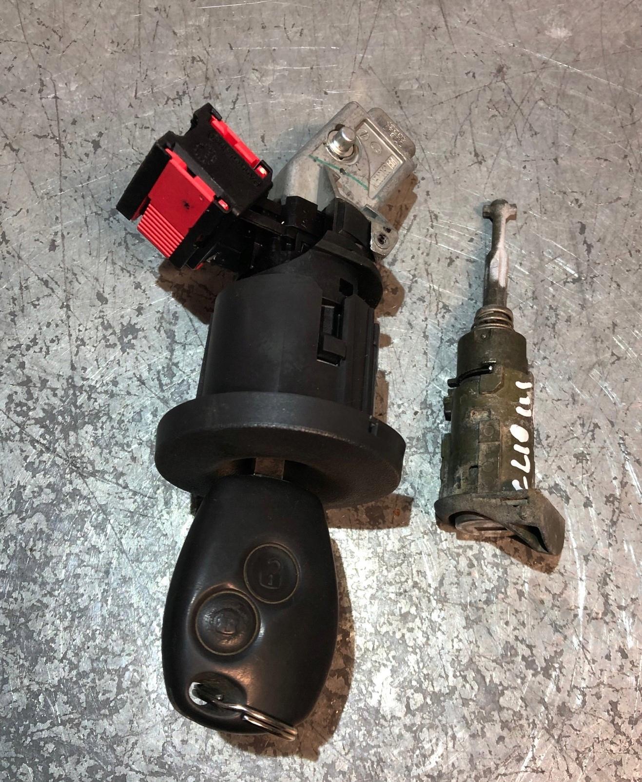 RENAULT CLIO III ЗАМОК ЗАПАЛЮВАННЯ ЦИЛІНДР ЛІВИЙ ПЕРЕДНІЙ