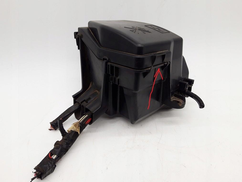 8200316947 - RENAULT CLIO IV КОРПУС БЛОК ПРЕДОХРАНИТЕЛЕЙ