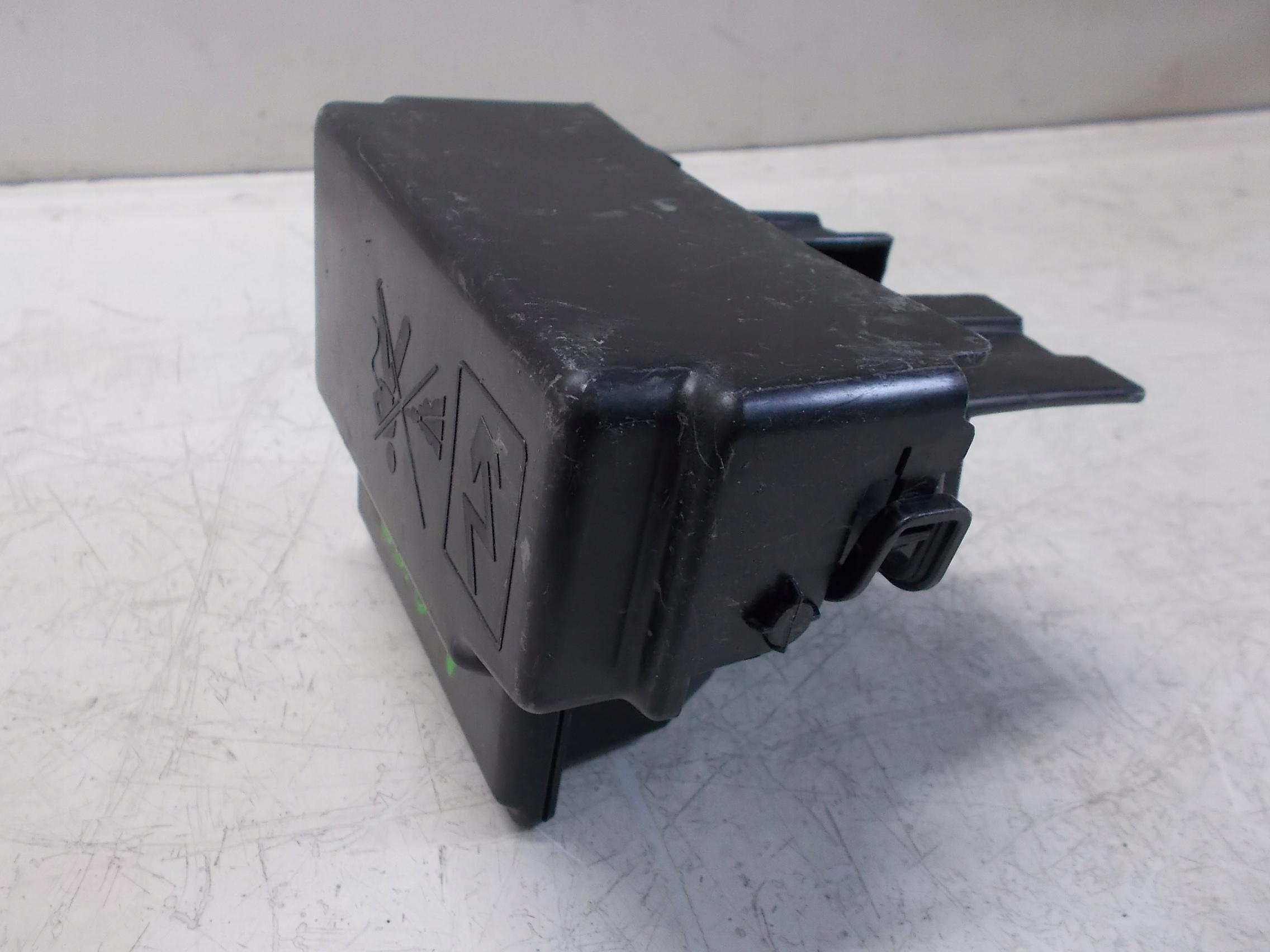 RENAULT CLIO V КОРПУС ЗАПОБІЖНИКА