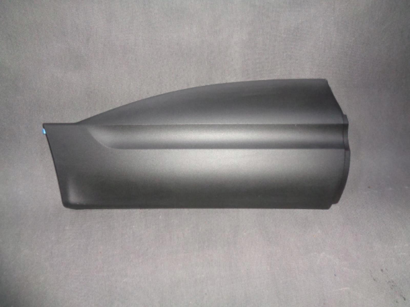 828768609R - RENAULT KADJAR ОБШИВКА ЗАДНЬОЇ ПРАВОЇ ДВЕРІ